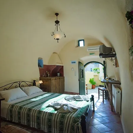Abramis Apartment Mitata